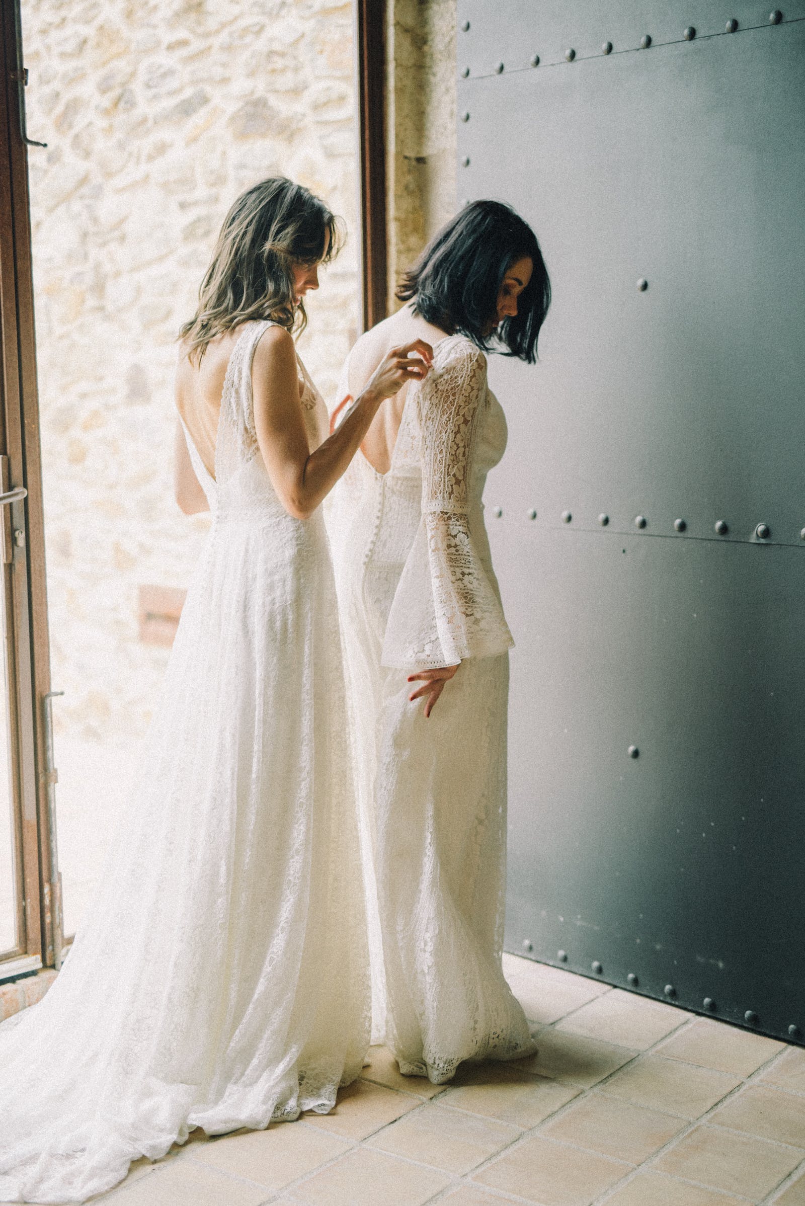 Nikah Kıyafeti Seçerken Dikkat Edilmesi Gerekenler 1 Nikah Kıyafeti Seçerken Dikkat Edilmesi Gerekenler